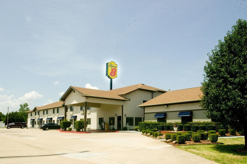Super 8 By Wyndham Van Buren/Ft. Smith Area Ngoại thất bức ảnh